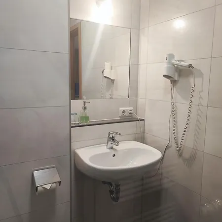 Wirtshaus Zur Bina 빌스비부르크