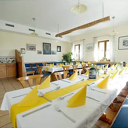 Wirtshaus Zur Bina Hotel Vilsbiburg