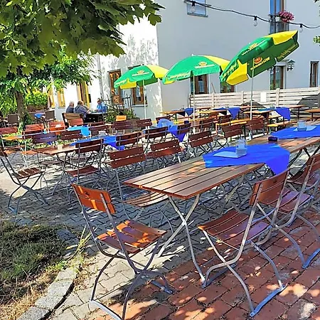 Hotel Wirtshaus Zur Bina