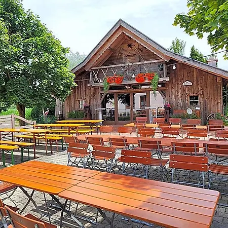 Hotel Wirtshaus Zur Bina 2*