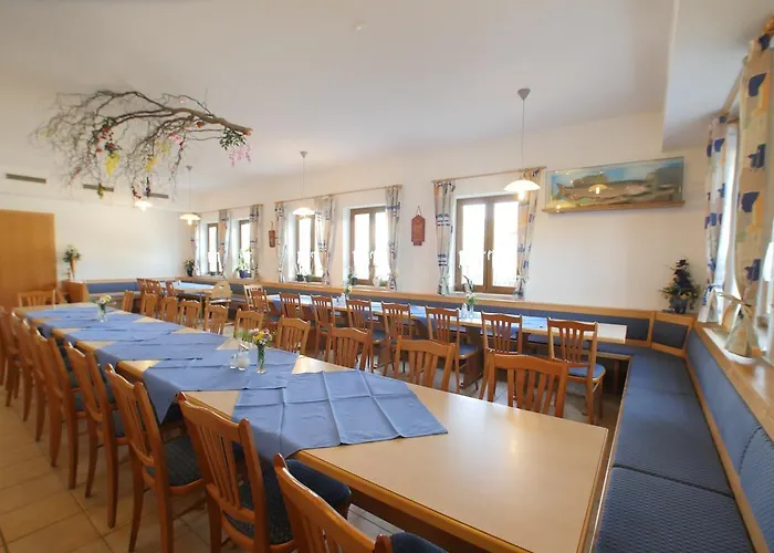 Hotel Wirtshaus Zur Bina 2*